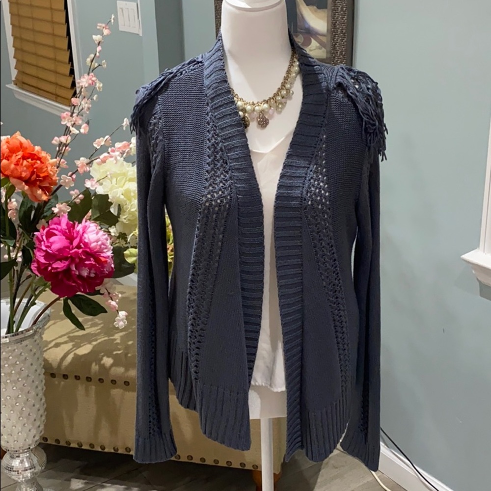 Onea gray sweater 😍